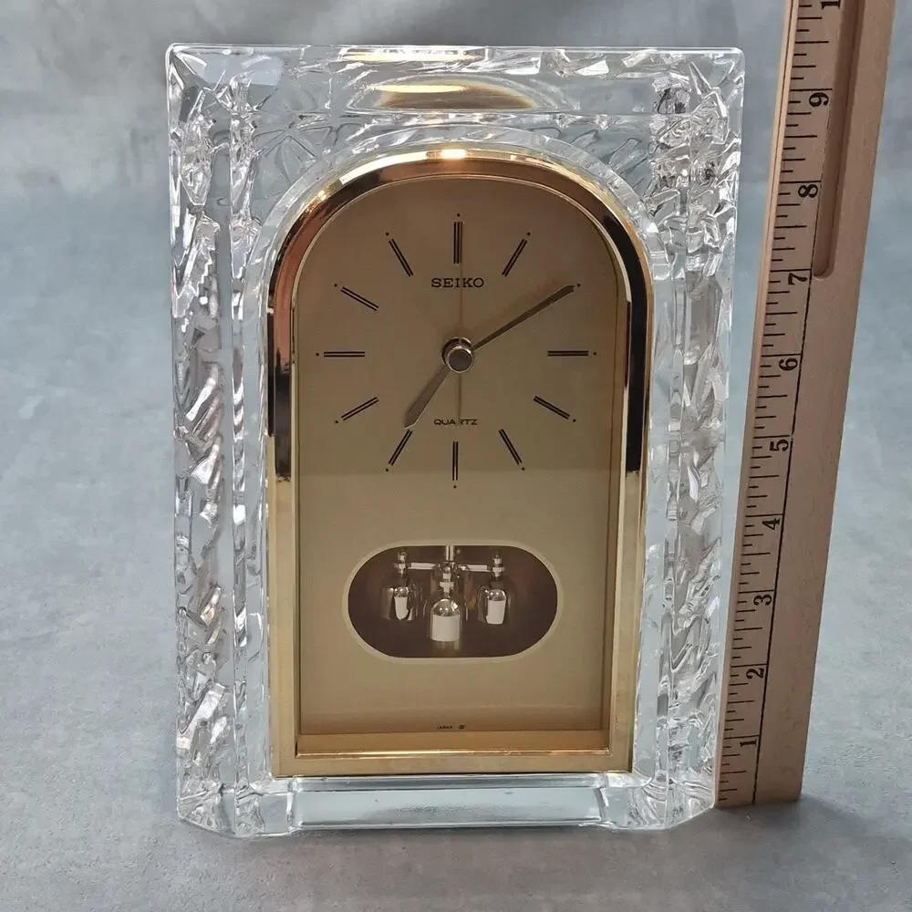 Vintage Seiko Cut Glass Quartz Lead Crystal Desk Clock w/ Pendulum QQZ127S Japan